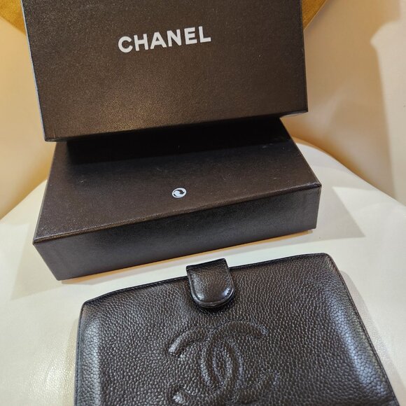 Chanel Bifold Long Wallet - Black Caviar - Picture 14 of 16